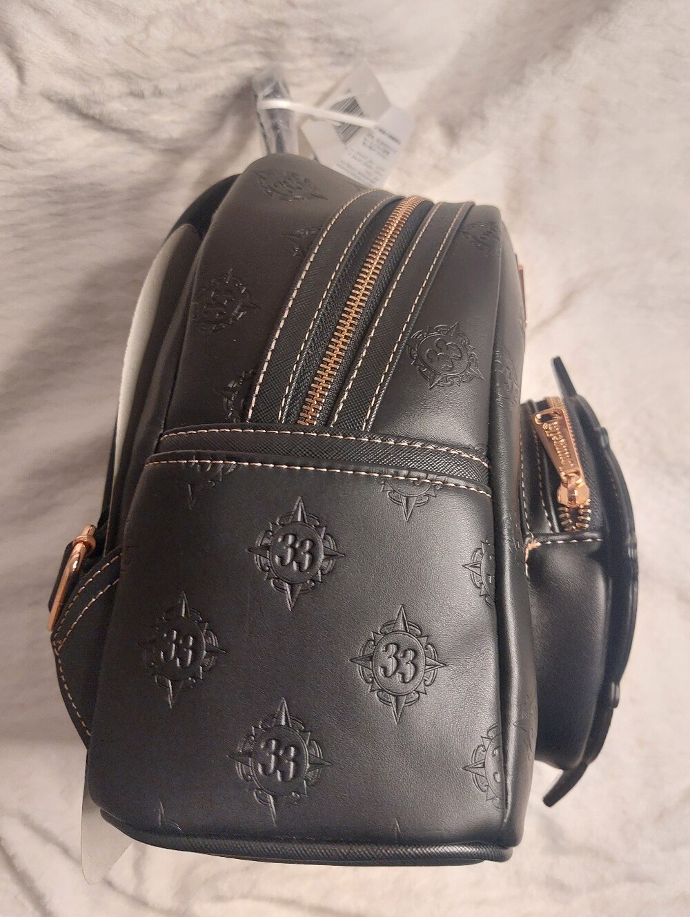 Disney Club 33 Exclusive Black Loungefly mini backpack Rare NEW - Picture 5 of 13